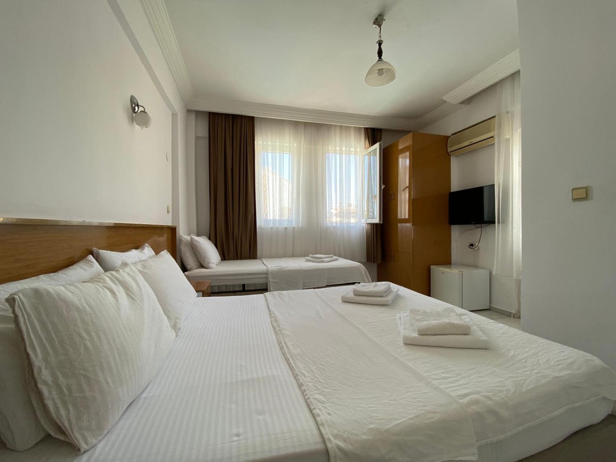Cam Hotel Fethiye Exteriör bild