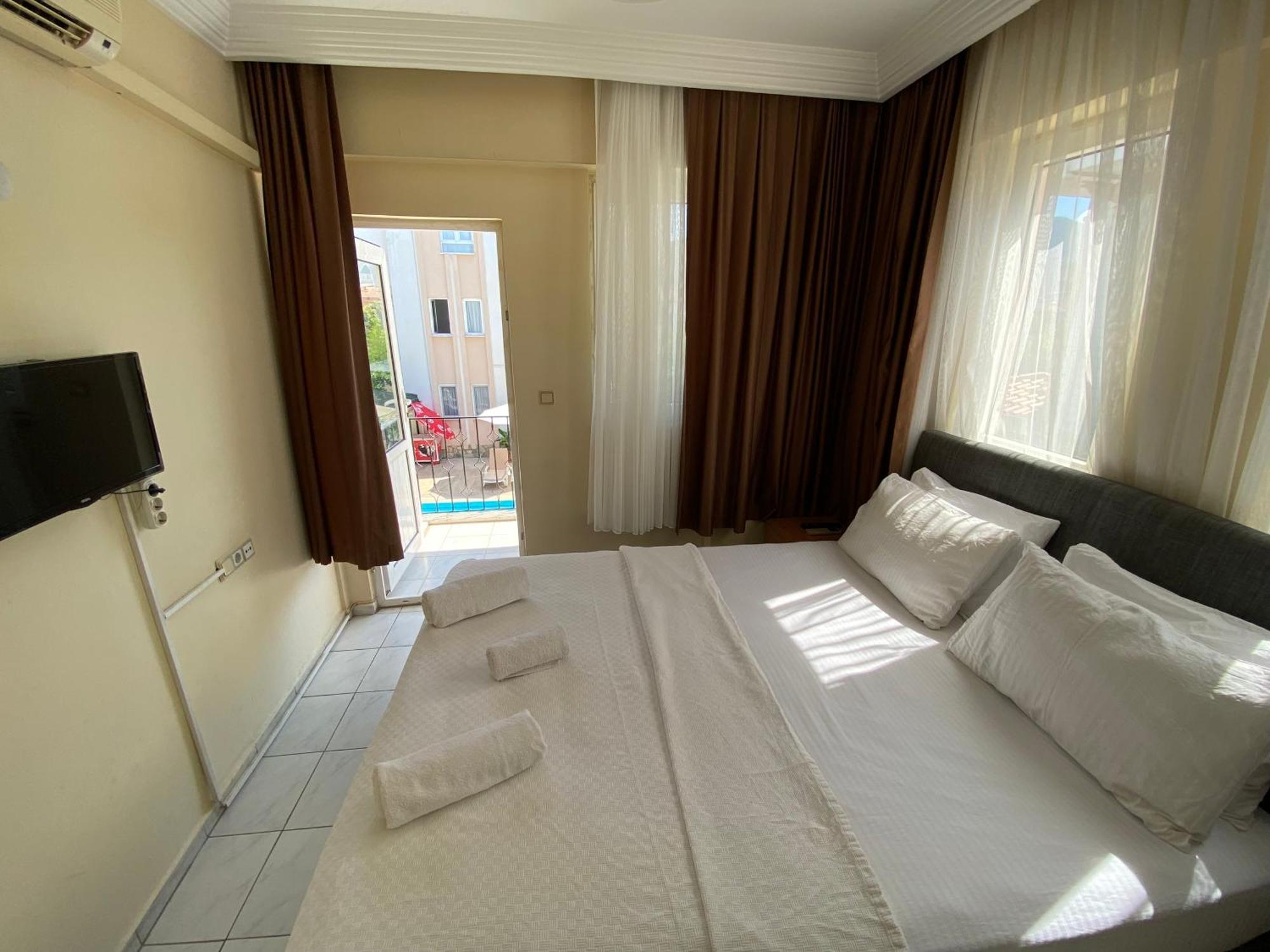 Cam Hotel Fethiye Exteriör bild