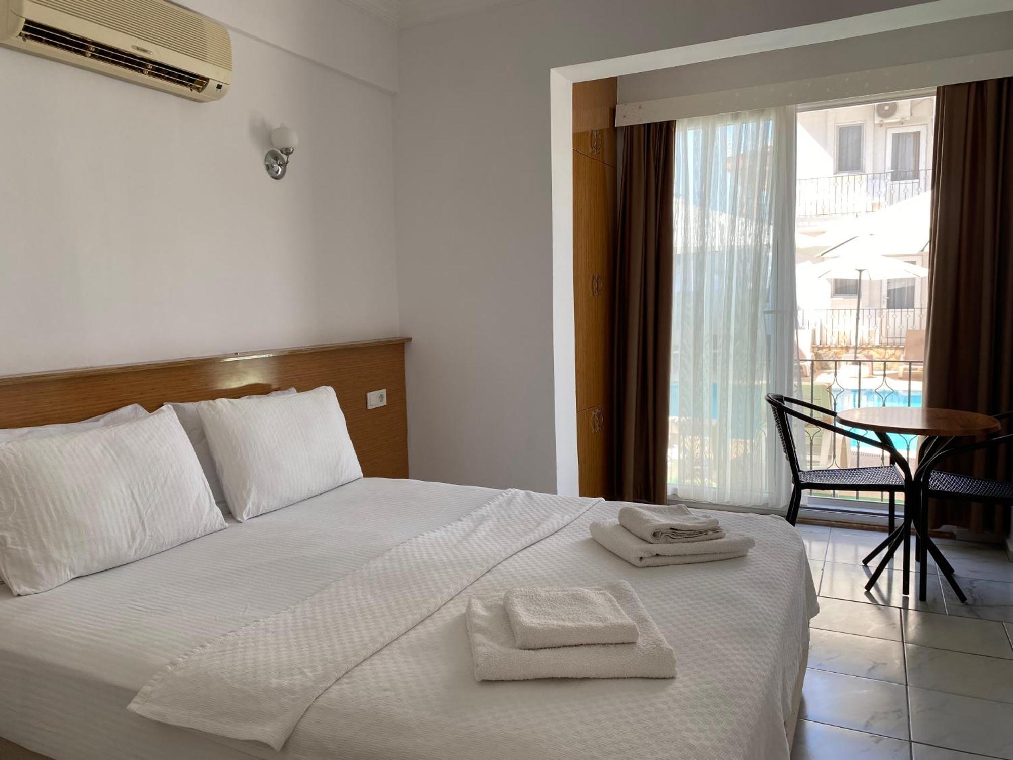 Cam Hotel Fethiye Exteriör bild