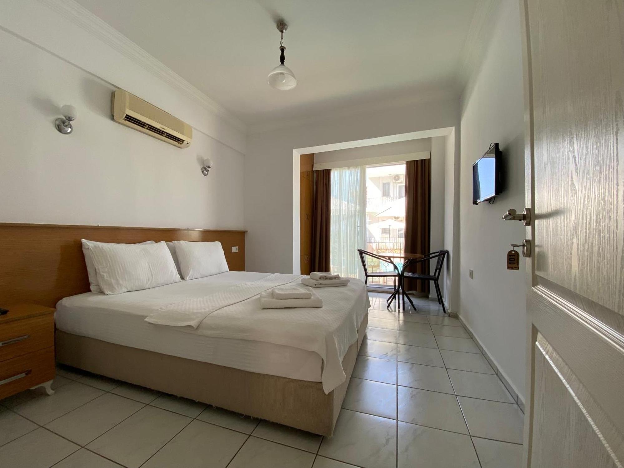 Cam Hotel Fethiye Exteriör bild